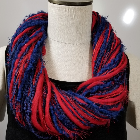 NCAA SEC Ole Miss Scarf Lightweight - Picture 4 of 6
